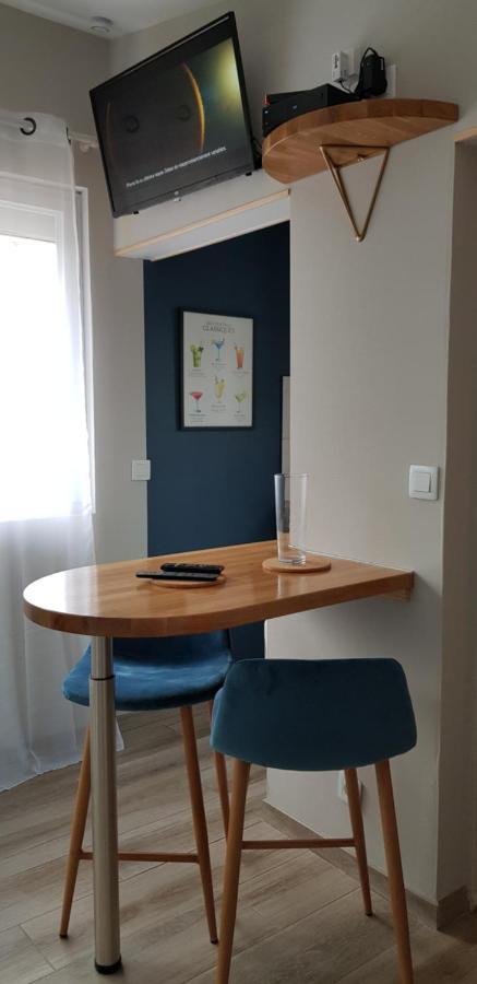 Agreable Petite Maison Proche Joigny Chamvres ภายนอก รูปภาพ